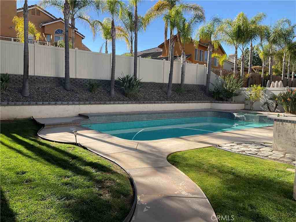 31799 Leigh Ln #31799 - Photo 2 of 31