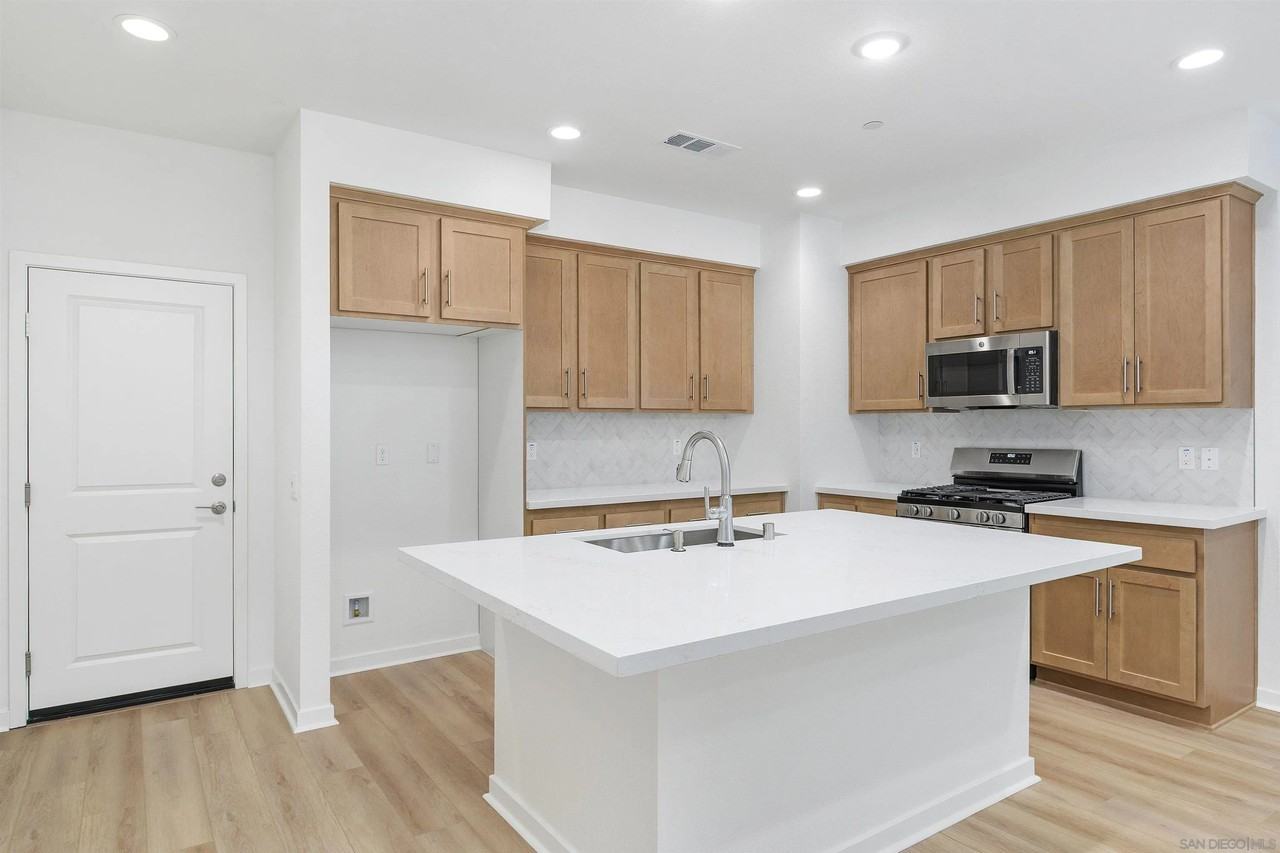 32336 Brunello Way #32336 - Photo 2 of 26