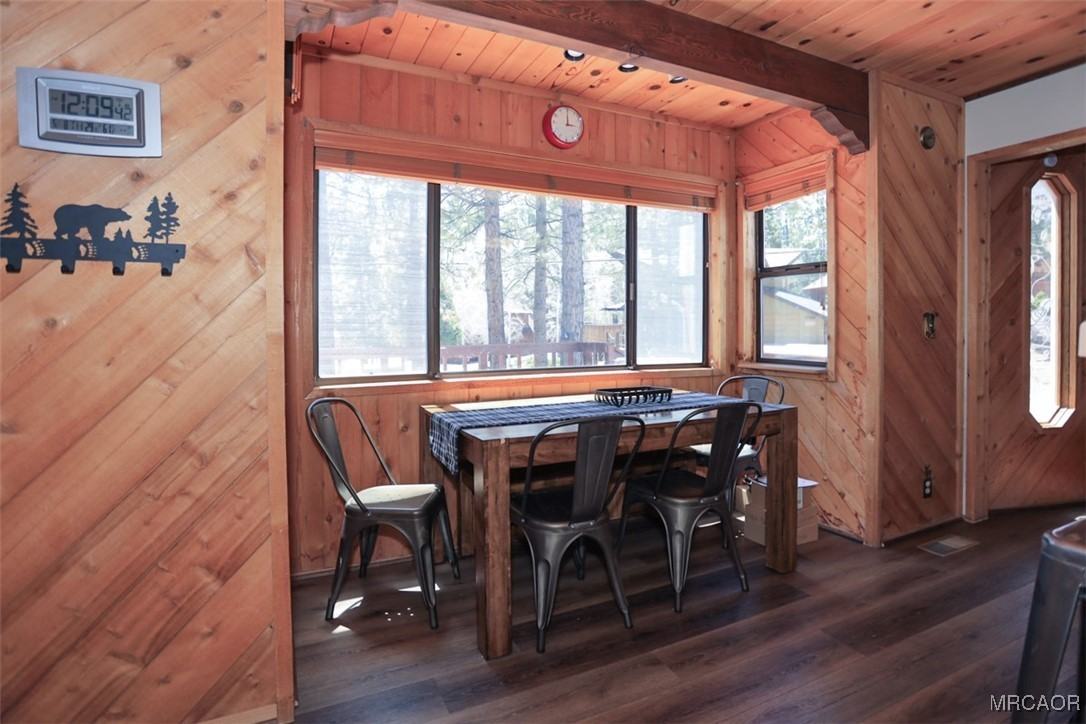 1201 Fox Farm Rd #1201 - Photo 5 of 16