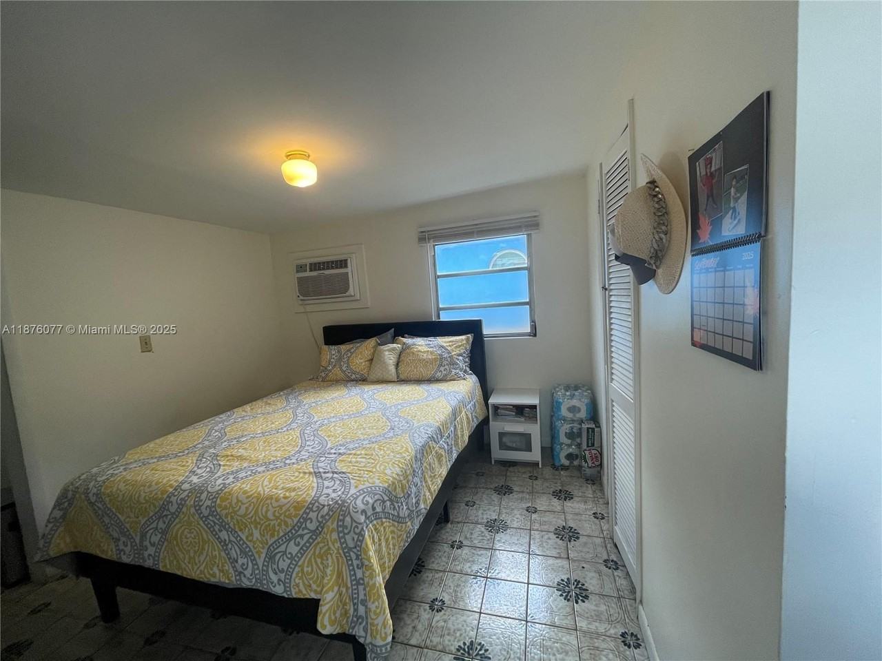 1923 Nw 1st Ter #1923C - Photo 4 of 11