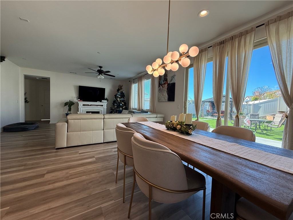 29407 Whitewood St #29407 - Photo 4 of 16