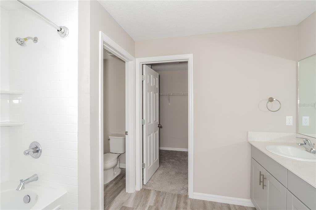 5512 Arlington River Dr #5512 - Photo 3 of 15