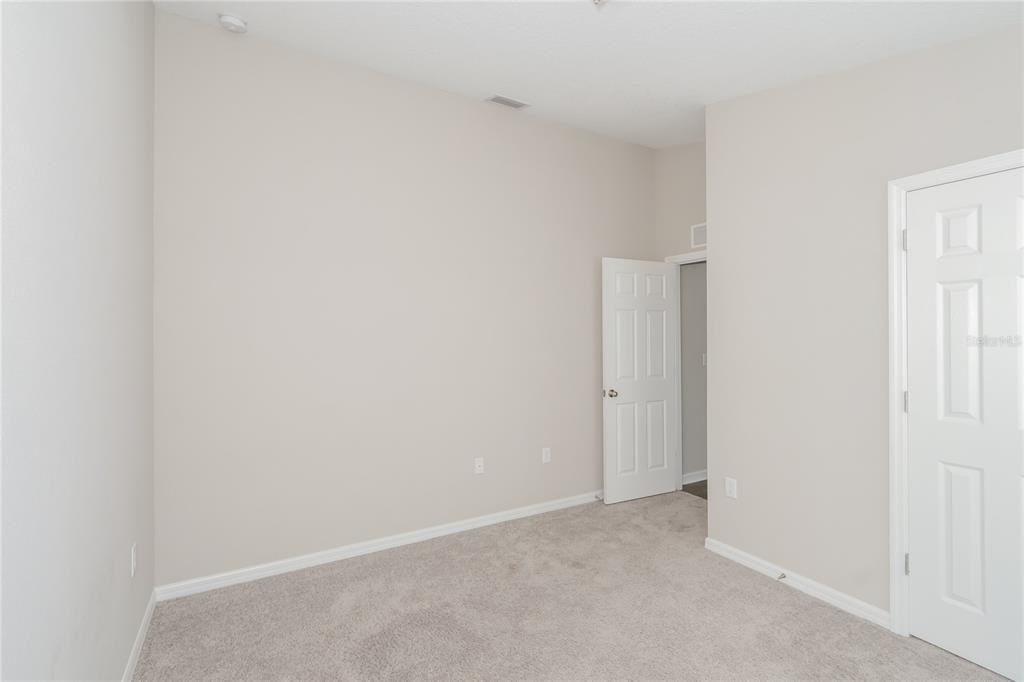 5512 Arlington River Dr #5512 - Photo 4 of 15