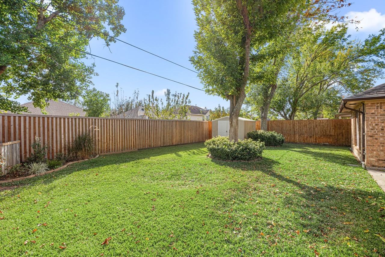 17219 Crown Meadow Ct #17219 - Photo 2 of 31