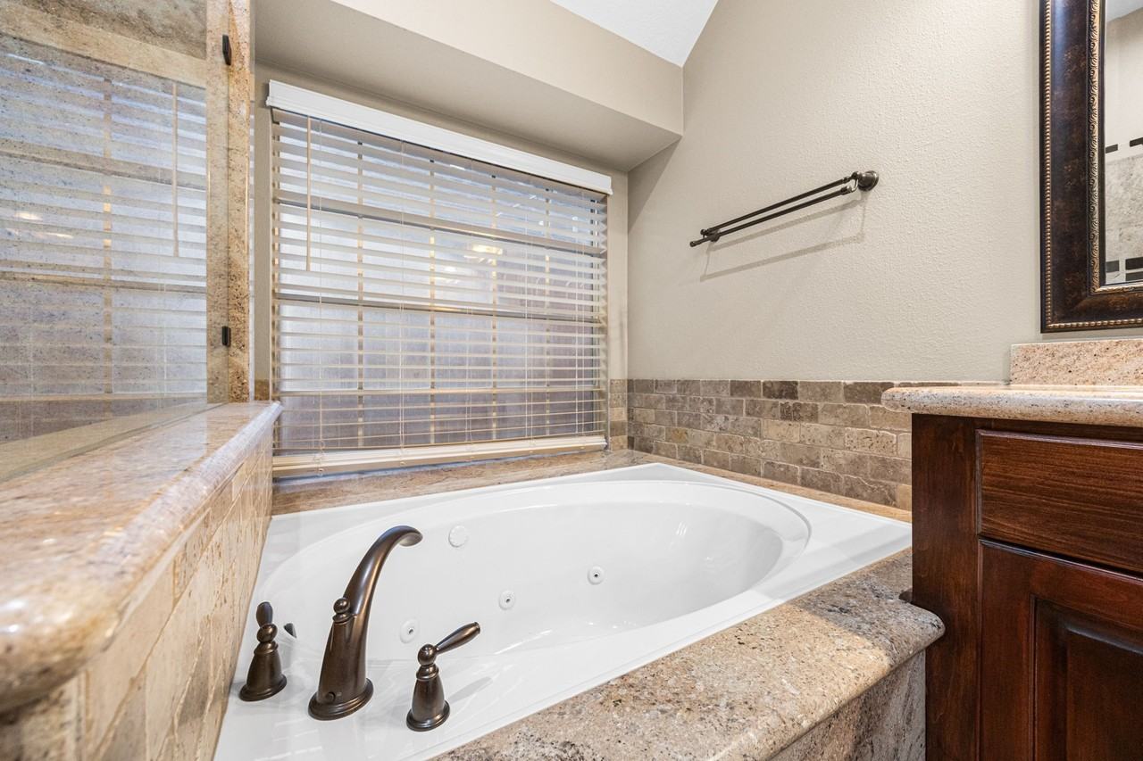 17219 Crown Meadow Ct #17219 - Photo 5 of 31