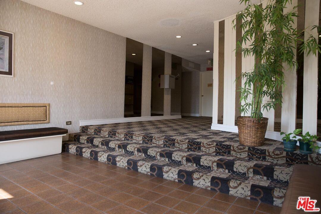 5215 Balboa Blvd #5215-102 - Photo 7 of 23