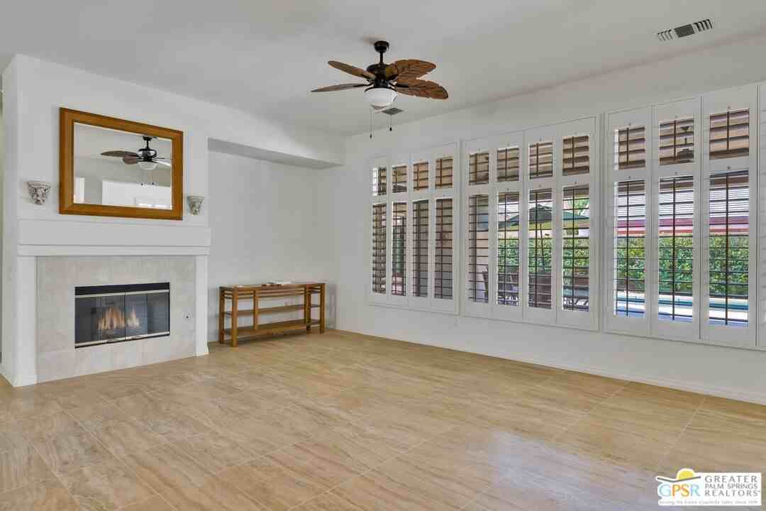 78139 Elenbrook Ct #78139 - Photo 4 of 30