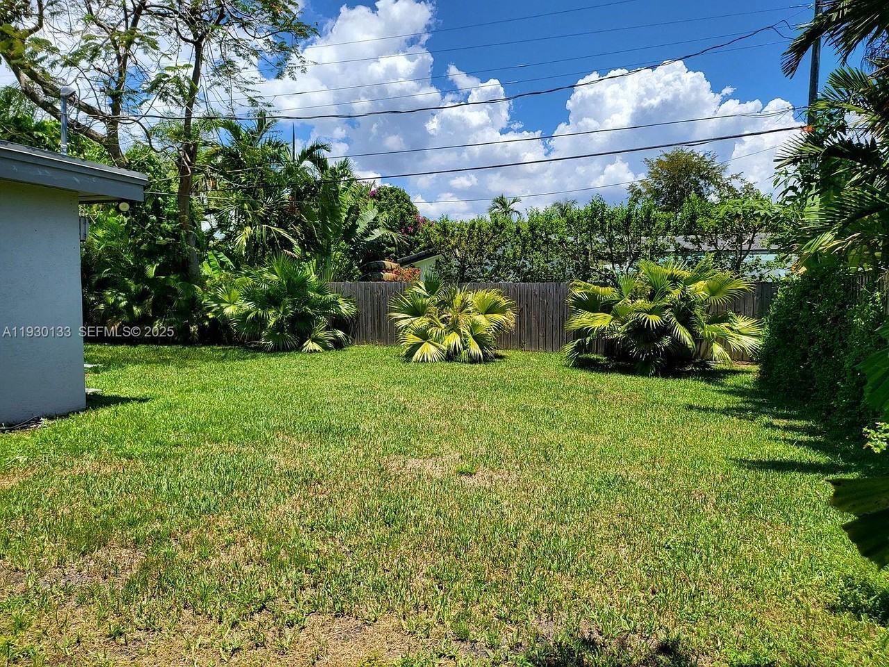 8575 Sw 125th St #8575-8575 - Photo 2 of 20