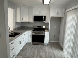 featured image of 1678 W Bonnie View Dr #1678