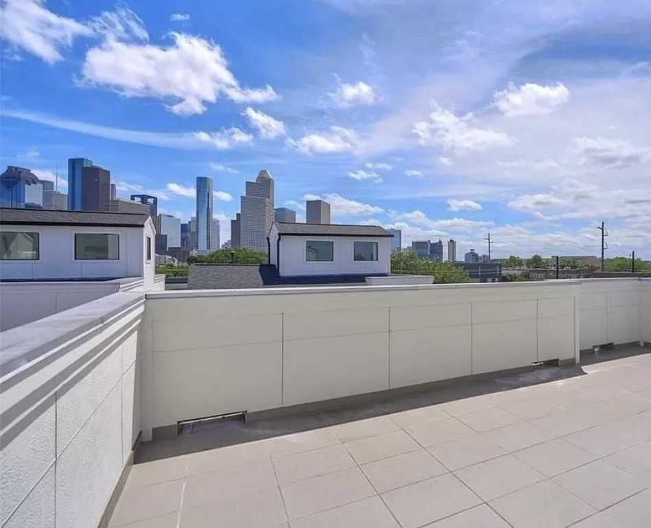 1416 Ruthven St #1416 - Photo 3 of 23