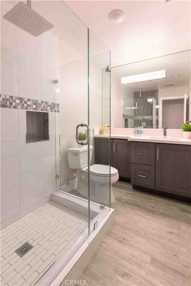 2404 Via Mariposa W #24041C - Photo 7 of 24