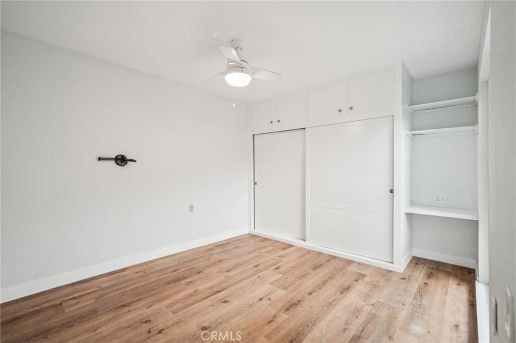 238 Calle Aragon #238E - Photo 4 of 25