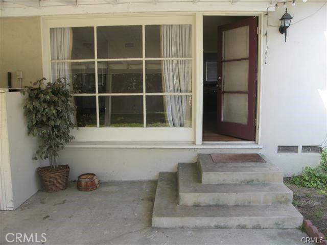 450 Saint Augustine Ave #450 - Photo 7 of 33