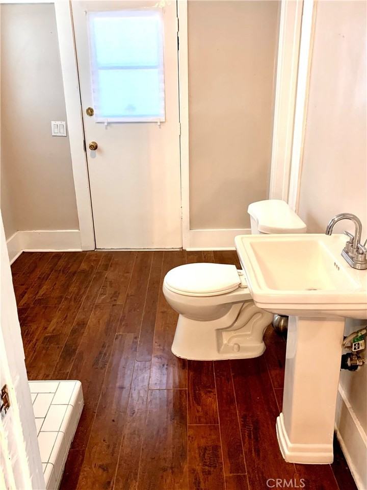 220 Palm Pl #220 - Photo 2 of 17