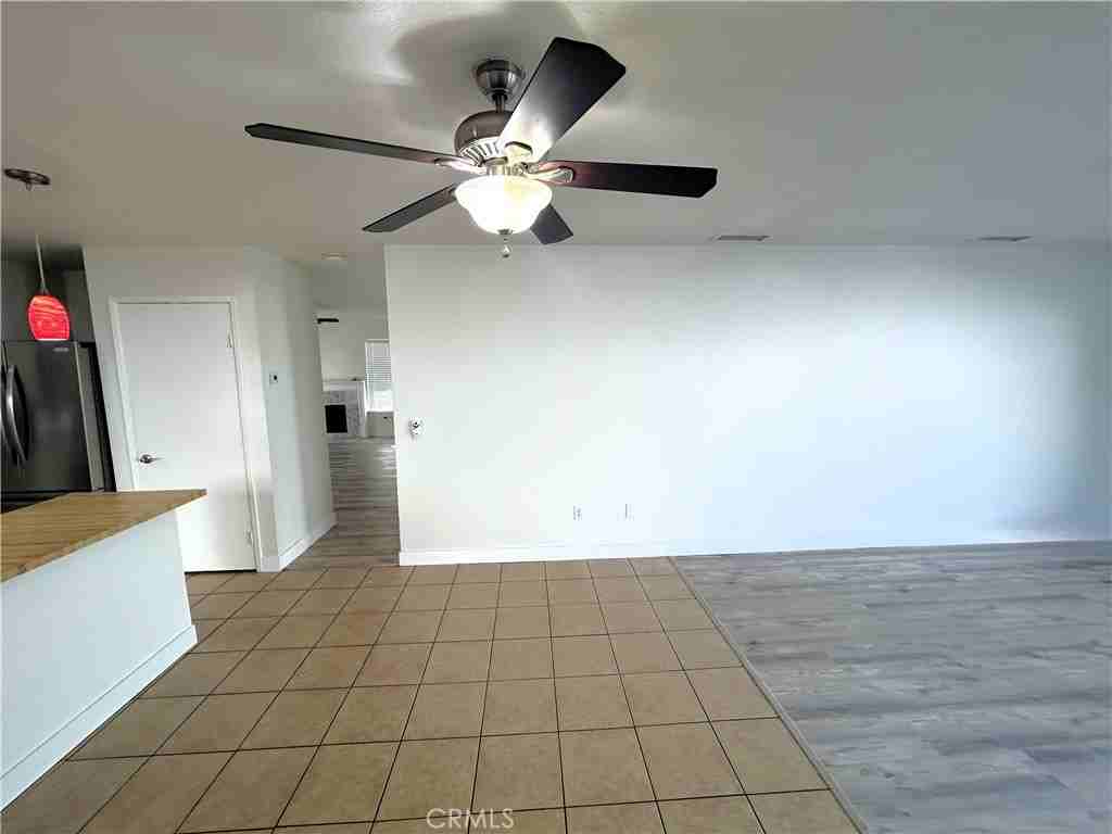 15712 Rolling Ridge Dr #15712 - Photo 4 of 23