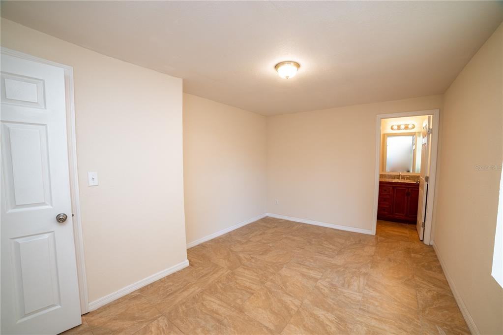 12410 N 59th St #12410D - Photo 3 of 12