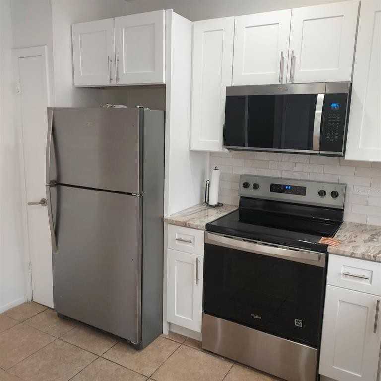 9807 N 52nd St #9807 - Photo 5 of 17