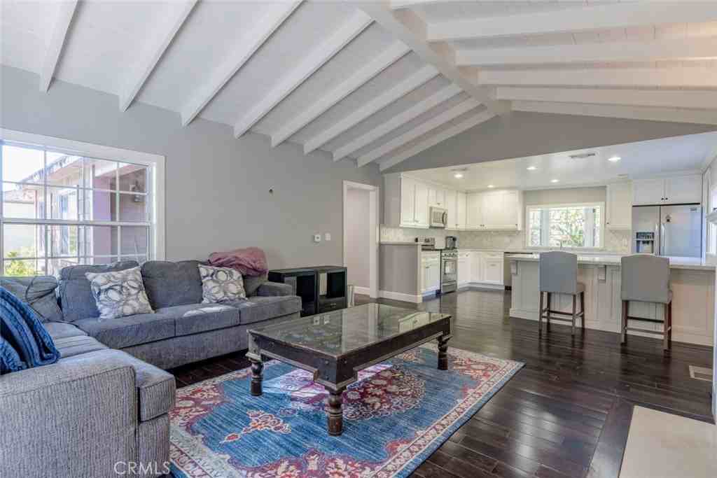 2021 Orchard Ln #2021A - Photo 6 of 19