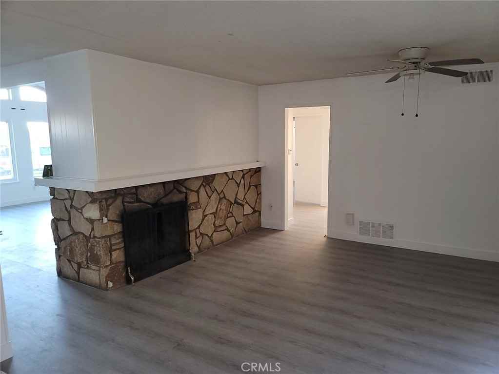 6984 Center St #6984 - Photo 3 of 24