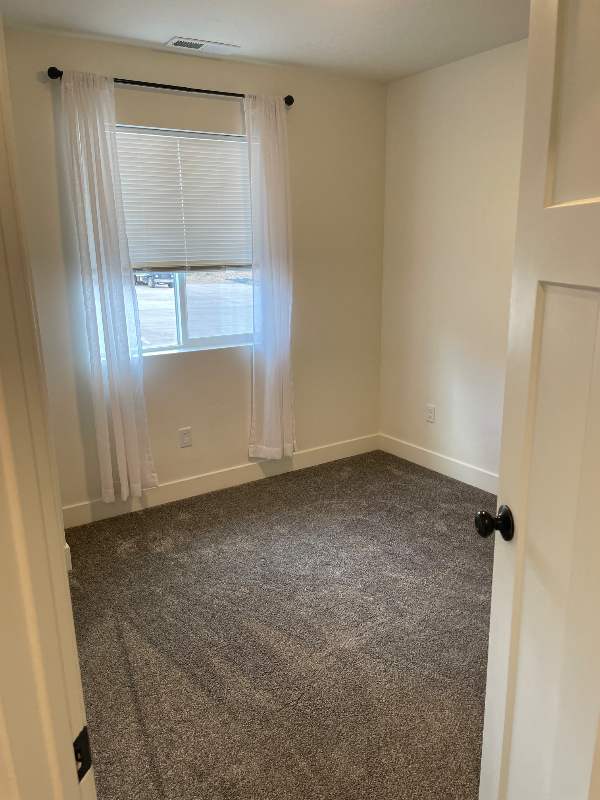 920 Se #1A - Photo 2 of 9