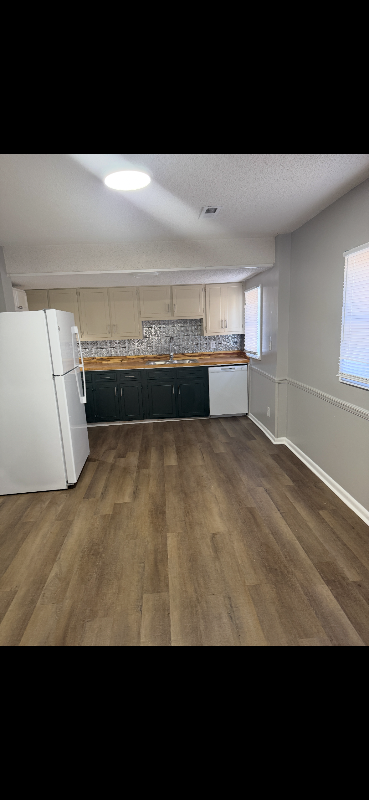 715 Grandview Ave - Photo 3 of 12