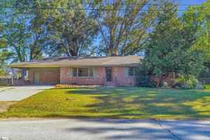 featured image of 113 Willenhall Ln