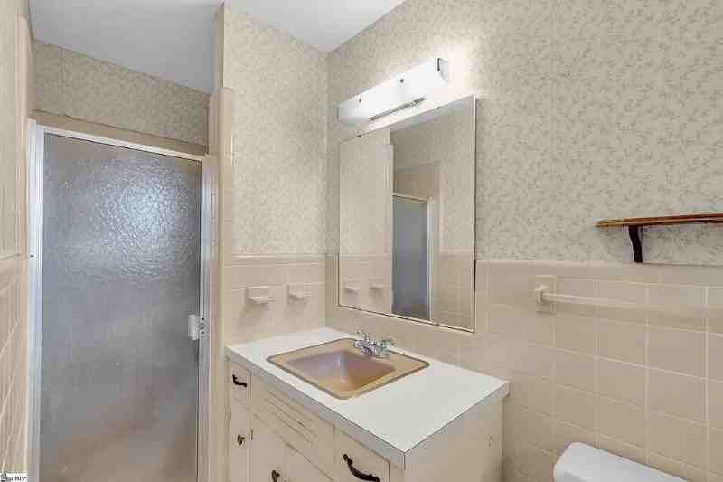 113 Willenhall Ln - Photo 6 of 7