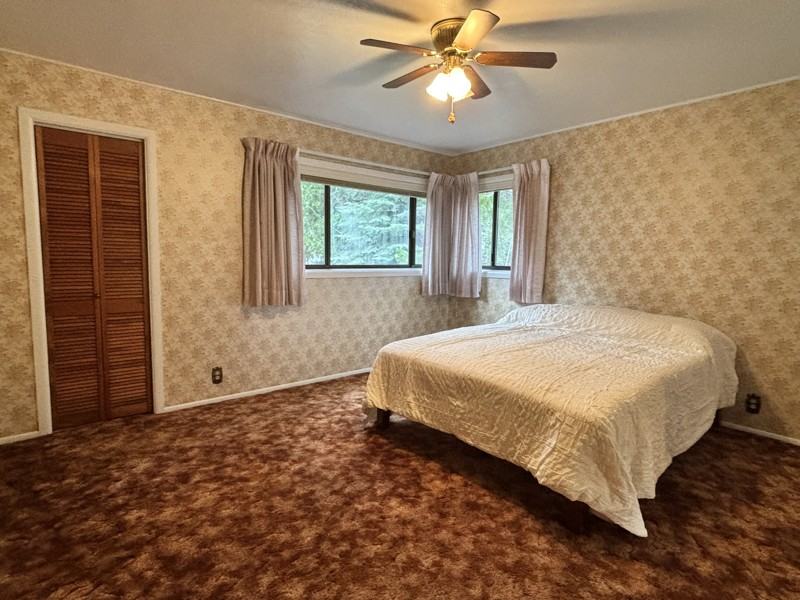 109 N Washington Dr - Photo 6 of 21