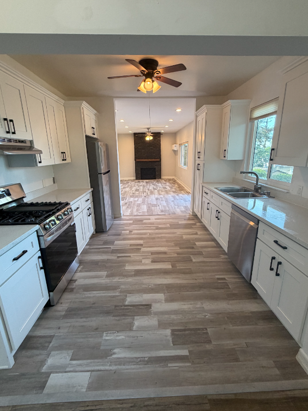 1134 E 5th Ave - Photo 4 of 13