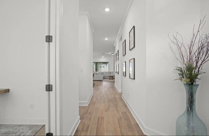 11325 Hillsong Ct - Photo 5 of 18