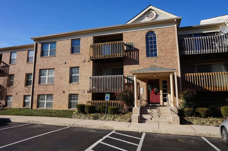 6 Banyan Wood Ct #301 - Photo 3 of 19