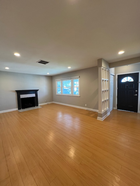 1632 N Pepper St - Photo 5 of 34