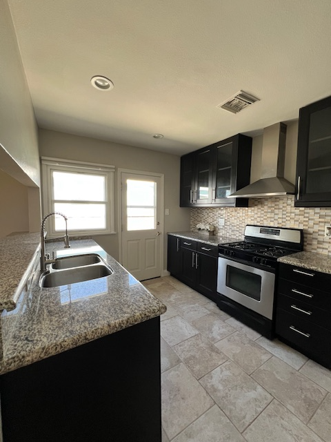 1632 N Pepper St - Photo 6 of 34