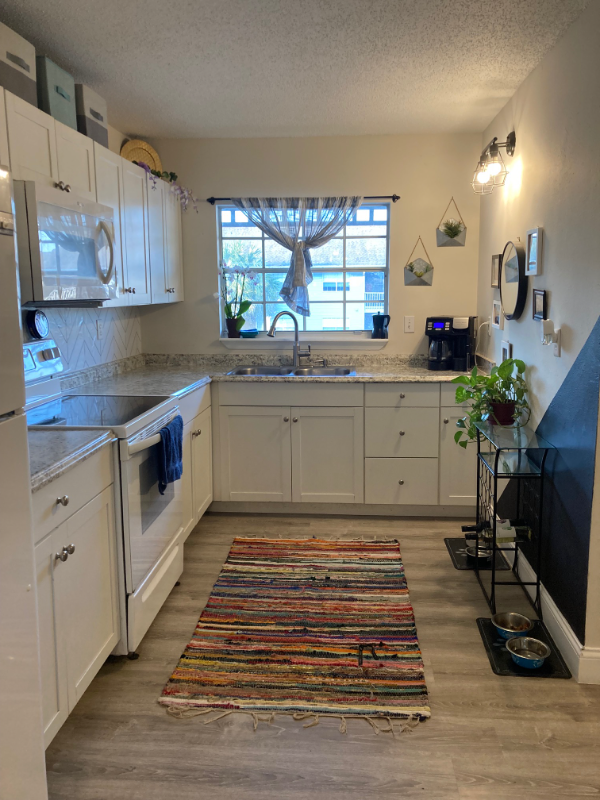 313 Dirksen Dr #B11 - Photo 5 of 20