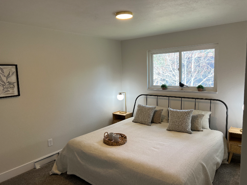 8834 E Radcliff Ave - Photo 5 of 9