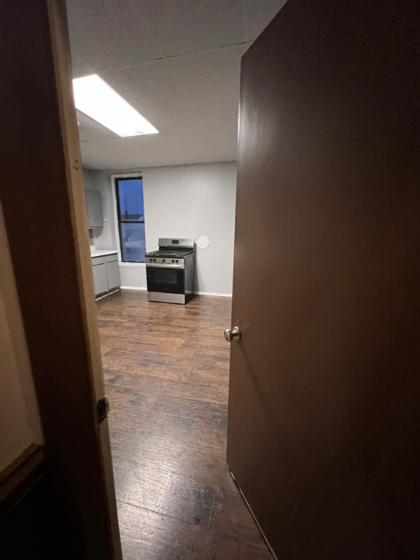 1 Russell Pl #1A - Photo 2 of 20