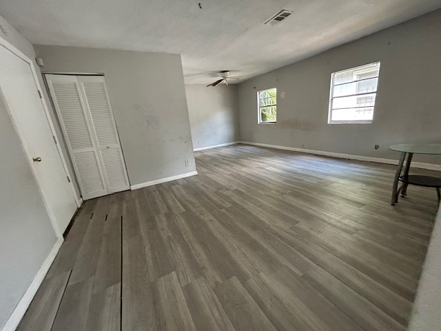 1251 Grothe St - Photo 3 of 19