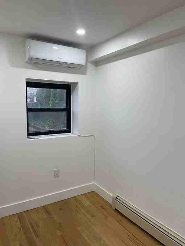 2105 Pacific St ##A - Photo 5 of 7