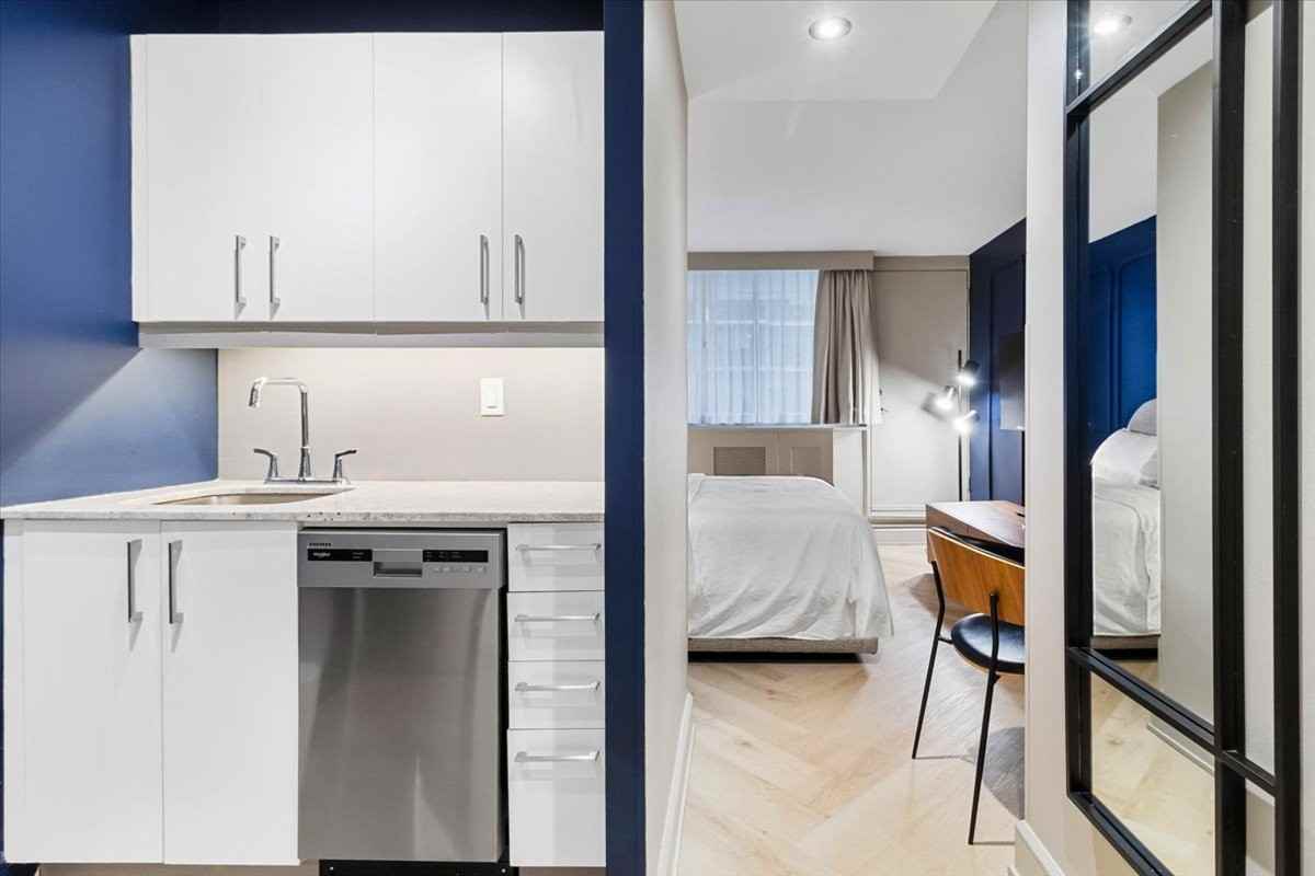 2170 Lincoln - Photo 6 of 50