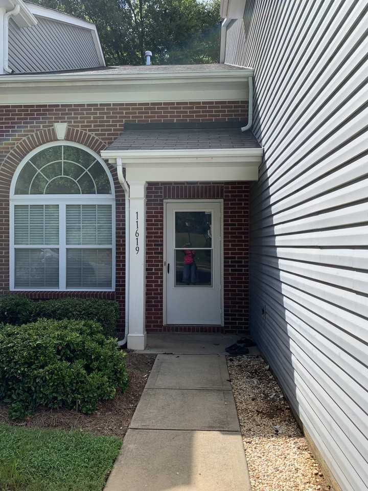 11619 Stockdale Ct #11619 - Photo 2 of 28