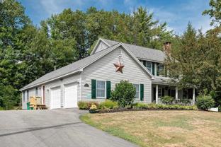 14 1/2 Yvonne St #NA - Photo 1 of 1