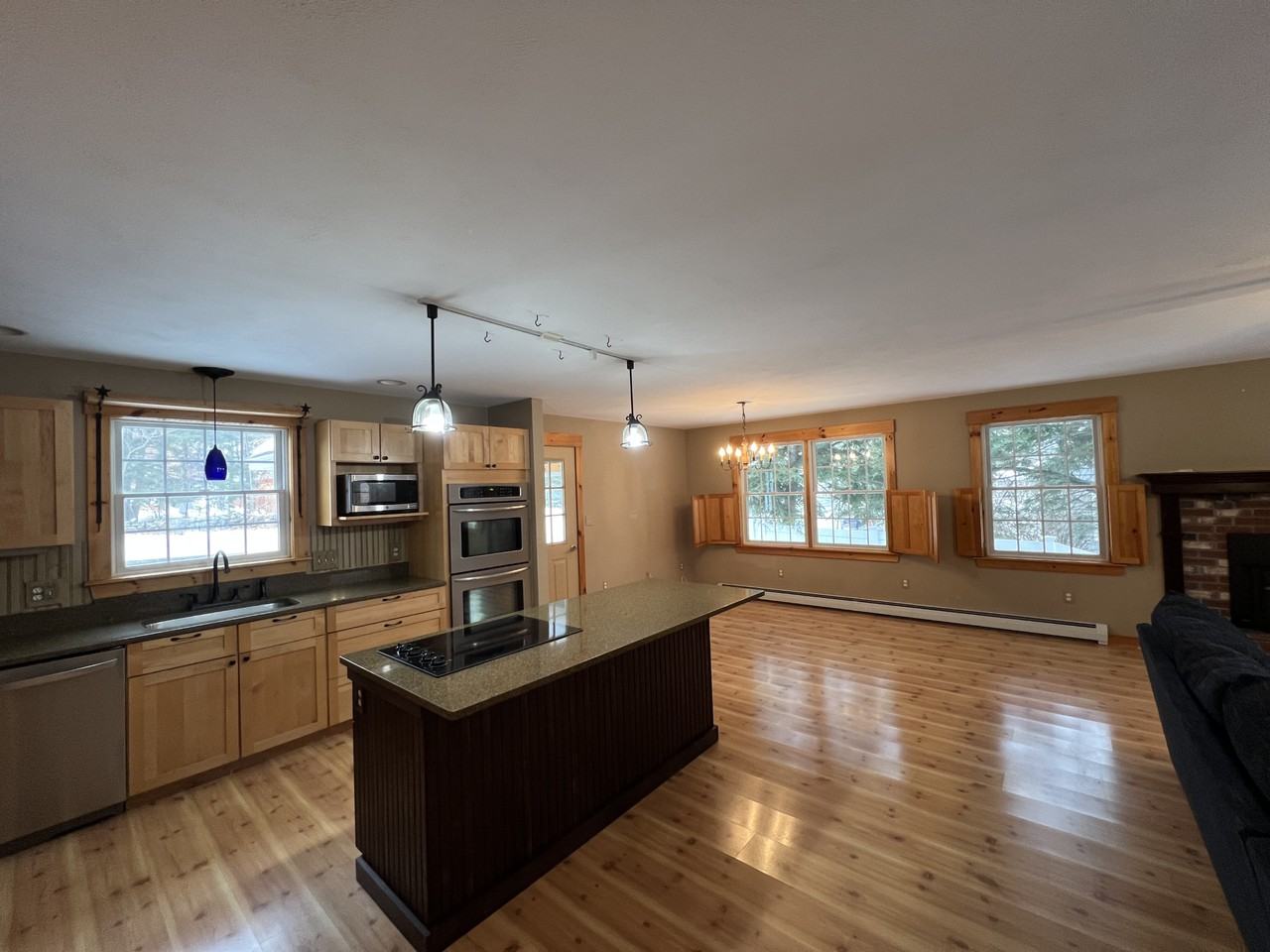 14 1/2 Yvonne St #NA - Photo 6 of 34