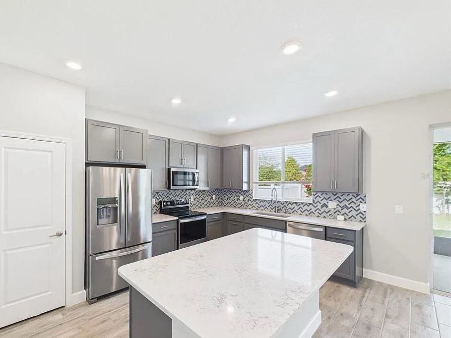 1117 Sophia Blvd #NA - Photo 3 of 12