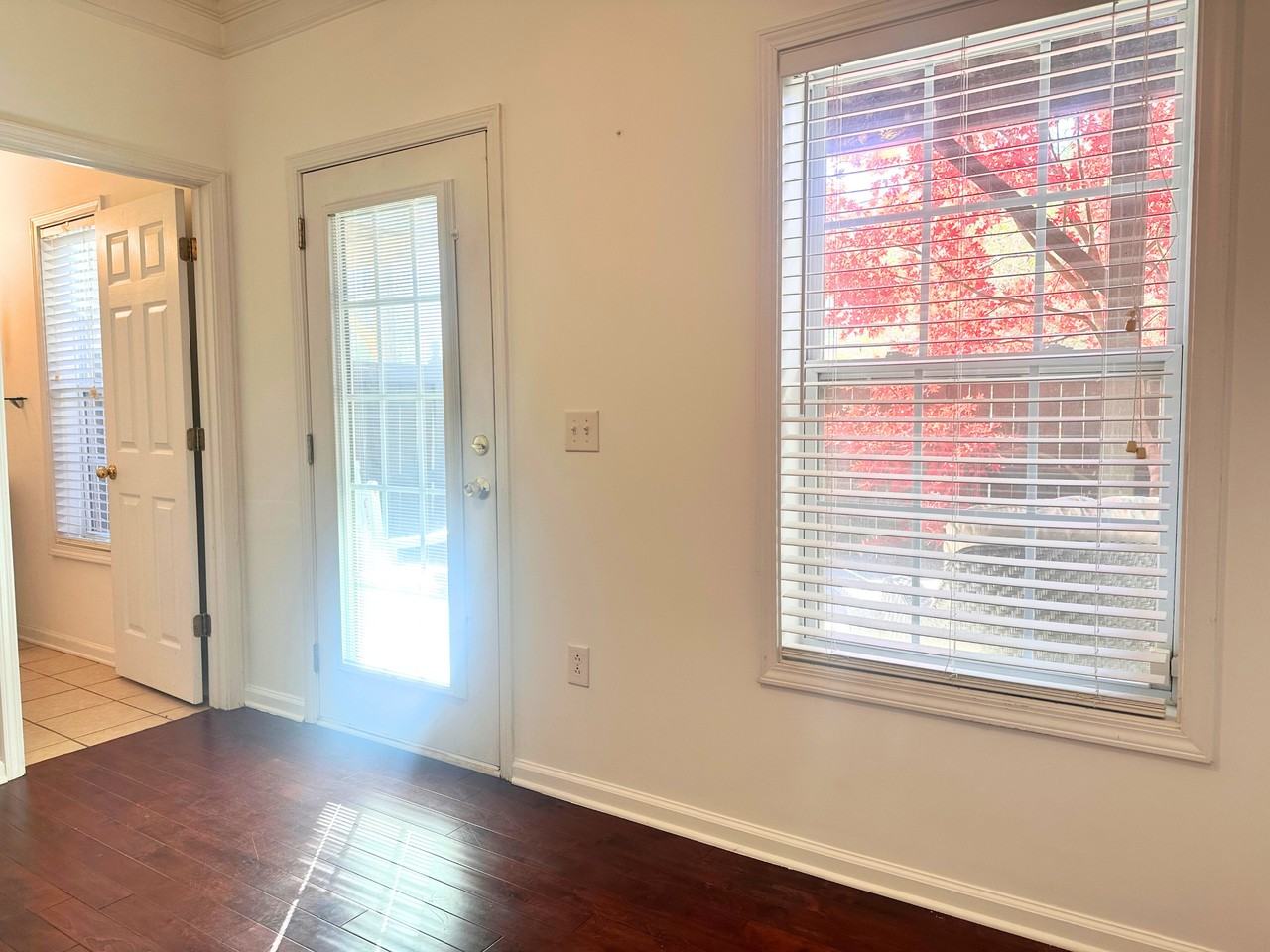 307 Savoy Ct #1 - Photo 6 of 27
