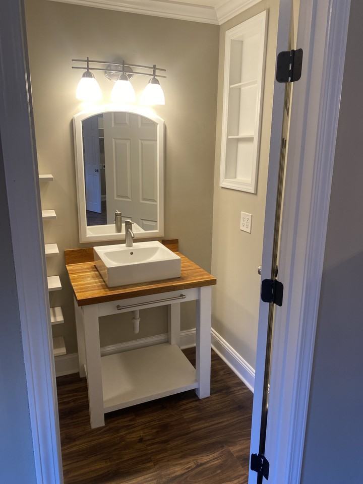 1435 Fernwood Glendale Rd #B - Photo 2 of 16