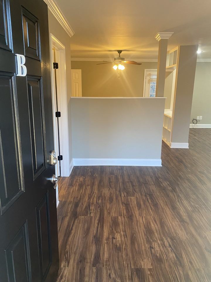 1435 Fernwood Glendale Rd #B - Photo 3 of 16