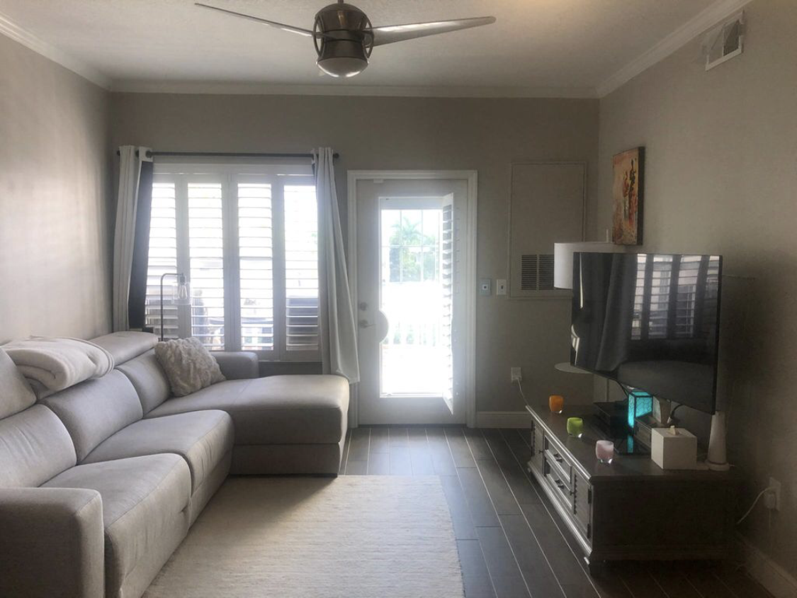 800 S Dakota Ave #334 - Photo 2 of 20