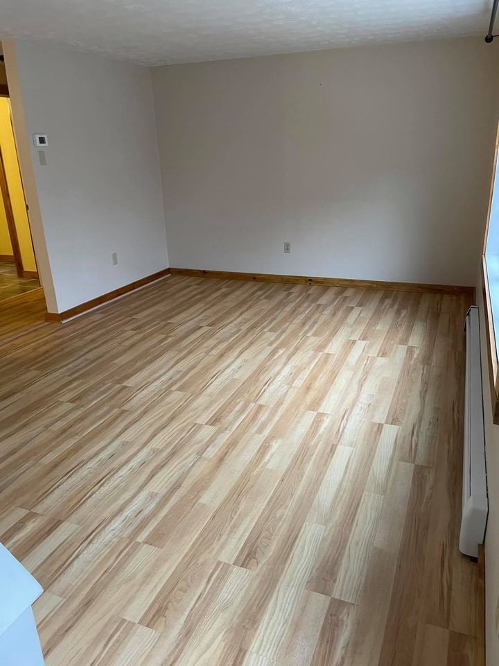 94 Lewiston Rd #4 - Photo 5 of 12