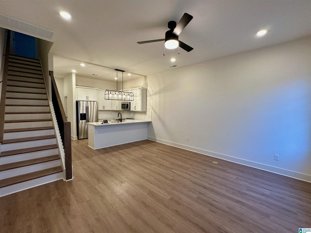 1737 MONKTON LANE - Photo 2 of 20