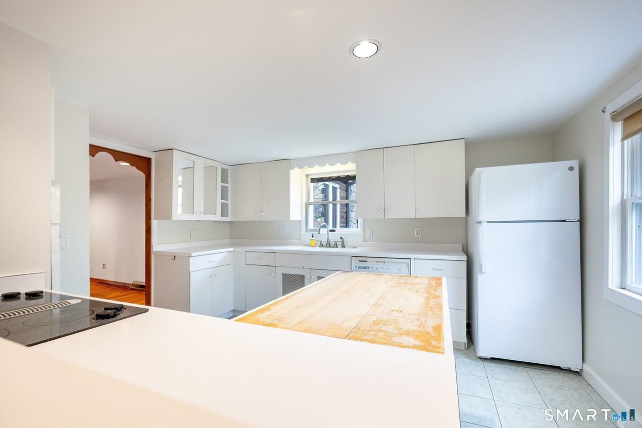 1 Long Wall Rd - Photo 7 of 26